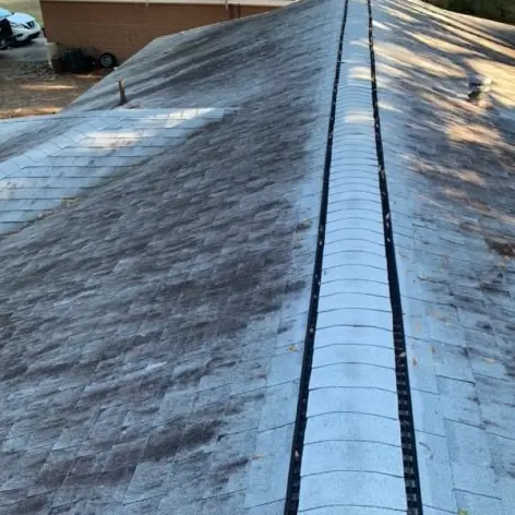 dirty roof in need of pressure washing