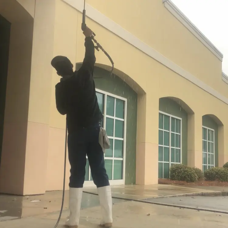 Commercial Building Pressure Wash